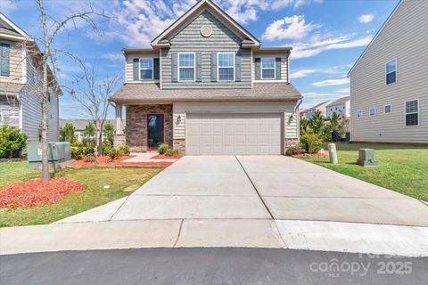 Single Family Residence in Fort Mill SC 530 Silers Bald Drive.jpg