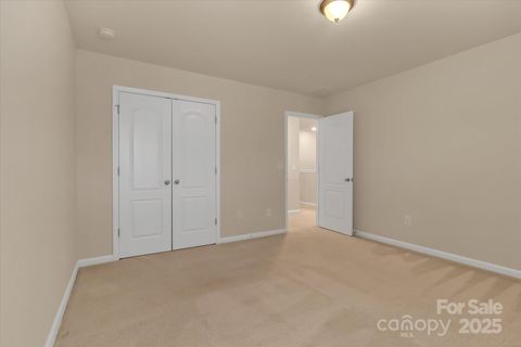 Single Family Residence in Fort Mill SC 530 Silers Bald Drive 18.jpg