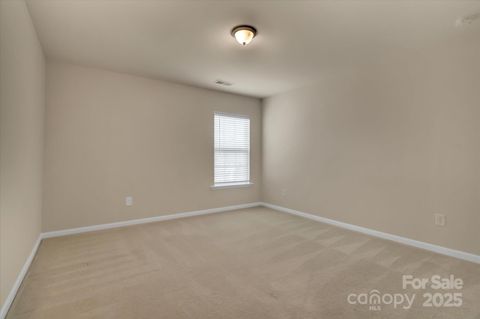 Single Family Residence in Fort Mill SC 530 Silers Bald Drive 21.jpg