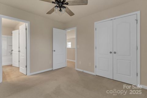Single Family Residence in Fort Mill SC 530 Silers Bald Drive 17.jpg