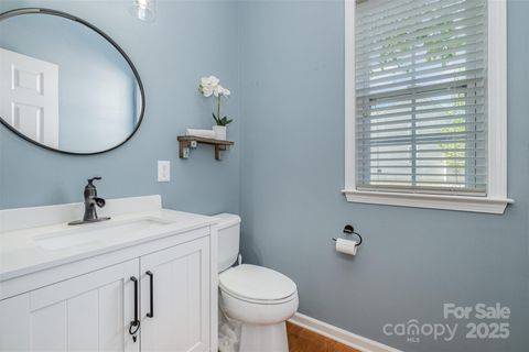 Single Family Residence in Fort Mill SC 10354 Scotland Avenue 15.jpg