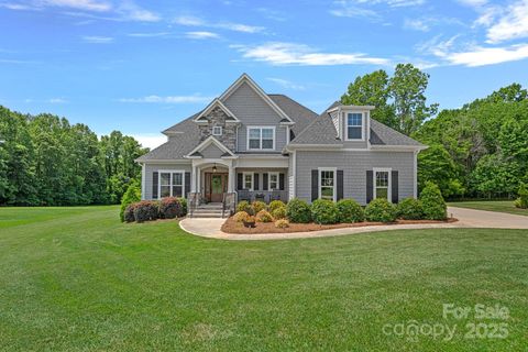 Single Family Residence in Mooresville NC 224 Hidden Meadows Drive.jpg