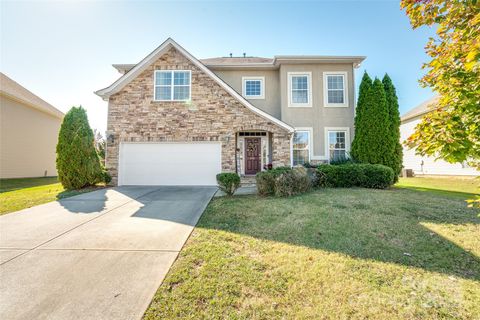 Single Family Residence in Fort Mill SC 2441 Chatham Drive.jpg