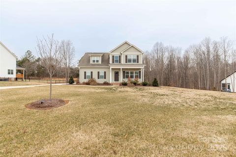 Single Family Residence in York SC 5051 Oxbow Run Lane.jpg