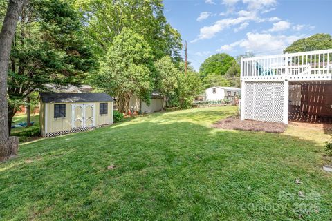 Single Family Residence in Fort Mill SC 204 Myers Street 13.jpg