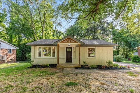 Single Family Residence in Lancaster SC 370 Old Camden Road.jpg