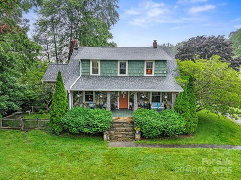 Single Family Residence in Hendersonville NC 3471 & 3473 Chimney Rock Road.jpg