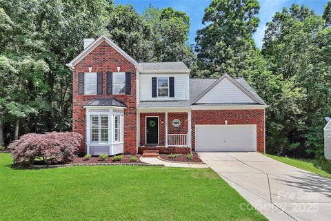 Single Family Residence in Fort Mill SC 101 Creekside Drive.jpg