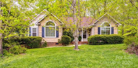 Single Family Residence in Rock Hill SC 2199 Lookout Point.jpg