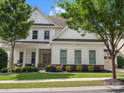Single Family Residence in Fort Mill SC 435 Galbreath Court #128.jpg