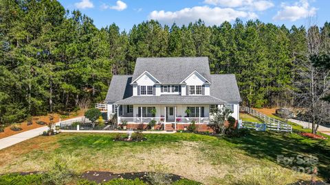 Single Family Residence in York SC 932 Dovefield Drive.jpg