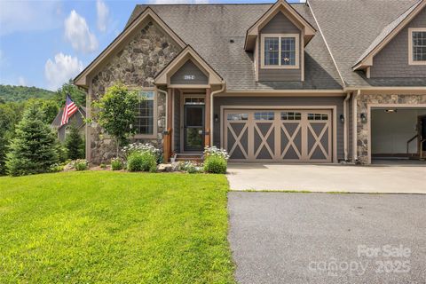 Townhouse in Fleetwood NC 196 Whispering Streams Drive #2.jpg