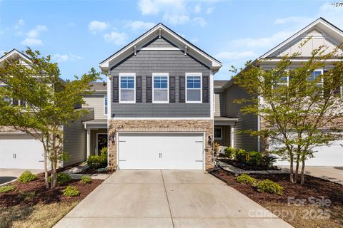 Townhouse in Fort Mill SC 1212 Croft Drive.jpg