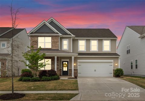 Single Family Residence in Lancaster SC 3619 Slider Terrace.jpg