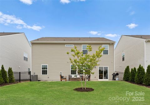 Single Family Residence in Lancaster SC 3619 Slider Terrace 30.jpg