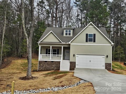 Single Family Residence in Lancaster SC 3667 Travertine Drive.jpg