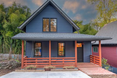 Single Family Residence in Asheville NC 12 Waverly Road.jpg