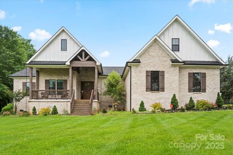 Single Family Residence in Clover SC 867 Bellegray Road.jpg