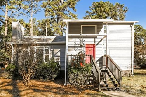 Single Family Residence in Fort Mill SC 1052 Palmyra Drive.jpg