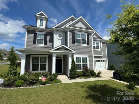 Single Family Residence in Fort Mill SC 8420 Golden Stone Lane #138.jpg