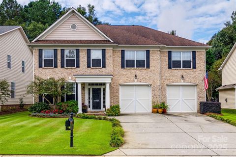 Single Family Residence in Fort Mill SC 6421 Chadwell Court #61.jpg