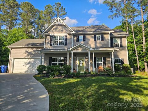 Single Family Residence in Lancaster SC 1200 Kent Drive.jpg