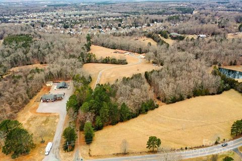 Single Family Residence in Concord NC 4816 Zion Church Road.jpg