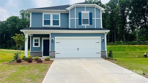 Single Family Residence in Mooresville NC 141 Satchel Court.jpg