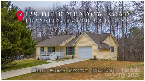 Single Family Residence in Franklin NC 129 Deer Meadow Road.jpg
