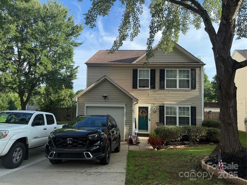Single Family Residence in Clover SC 1252 Winding Path Road.jpg