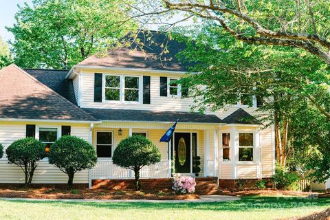Single Family Residence in Fort Mill SC 106 Friendfield Drive #B.jpg