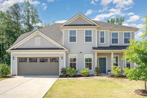 Single Family Residence in Fort Mill SC 3925 Tokay Lane.jpg