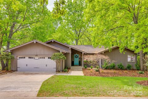 Single Family Residence in Fort Mill SC 2058 Manila Bay Lane.jpg