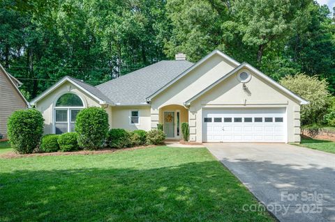 Single Family Residence in Fort Mill SC 105 Banksridge Road.jpg