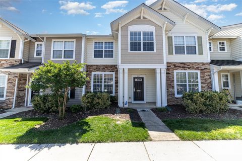 Townhouse in Fort Mill SC 827 Gentlewinds Court.jpg