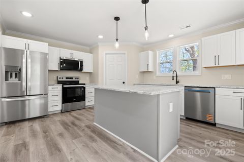 Single Family Residence in Heath Springs SC 6525 Kershaw Camden Highway.jpg