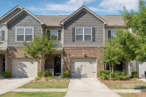 Townhouse in Fort Mill SC 344 Kennebel Place.jpg