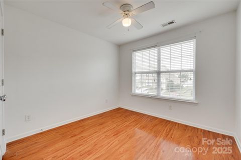 Townhouse in Fort Mill SC 228 Dawn Mist Lane 16.jpg
