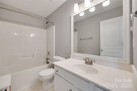 Townhouse in Fort Mill SC 228 Dawn Mist Lane 20.jpg