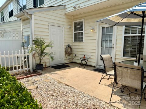 Townhouse in Fort Mill SC 228 Dawn Mist Lane 28.jpg