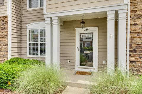 Townhouse in Fort Mill SC 228 Dawn Mist Lane 1.jpg