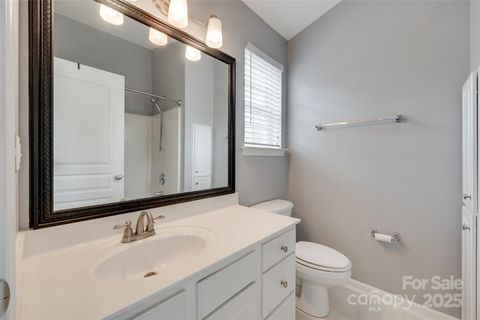 Townhouse in Fort Mill SC 228 Dawn Mist Lane 24.jpg