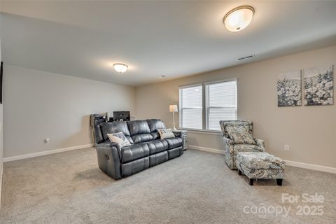 Single Family Residence in Lancaster SC 40196 Crooked Stick Drive 24.jpg