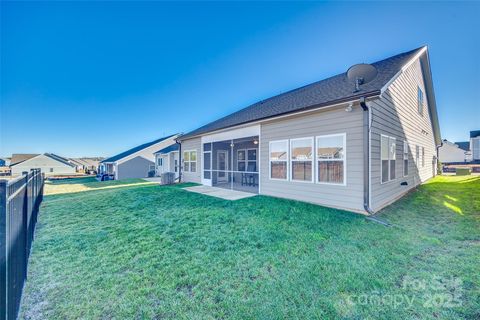 Single Family Residence in Lancaster SC 40196 Crooked Stick Drive 30.jpg