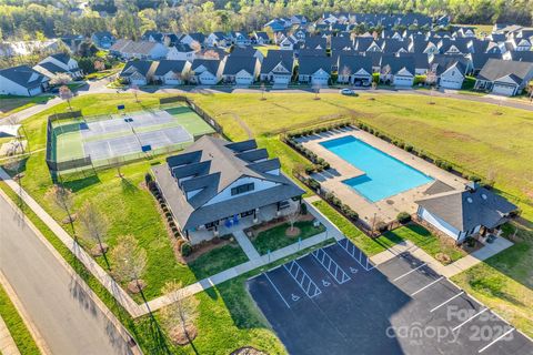 Single Family Residence in Lancaster SC 40196 Crooked Stick Drive 33.jpg