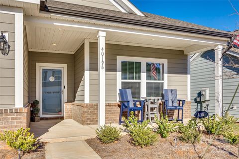 Single Family Residence in Lancaster SC 40196 Crooked Stick Drive 1.jpg