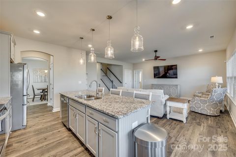 Single Family Residence in Lancaster SC 40196 Crooked Stick Drive 12.jpg
