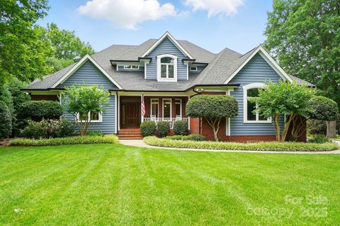 Single Family Residence in Matthews NC 1042 Heather Glen Drive.jpg