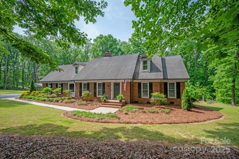 Single Family Residence in Waxhaw NC 9941 Heritage Oak Lane.jpg