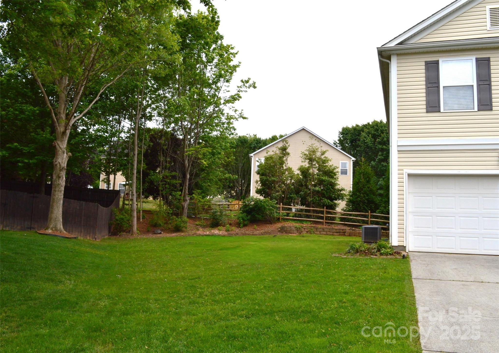 Single Family Residence in Fort Mill SC 2624 St Helena Court 30.jpg